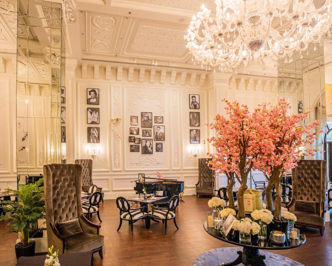 Jumeirah Zabeel Saray Dubai Exterior foto The lobby of the hotel