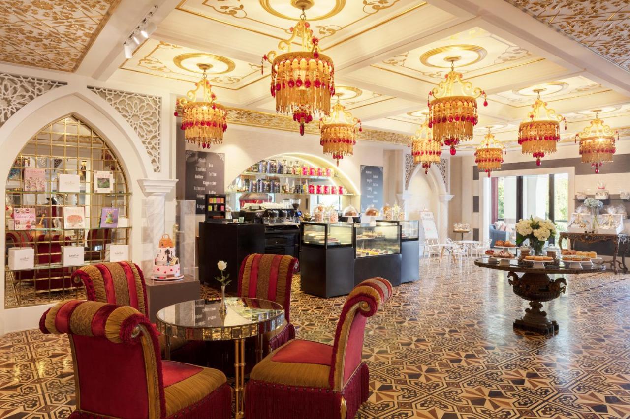 Jumeirah Zabeel Saray Dubai Exterior foto Café Sacher
