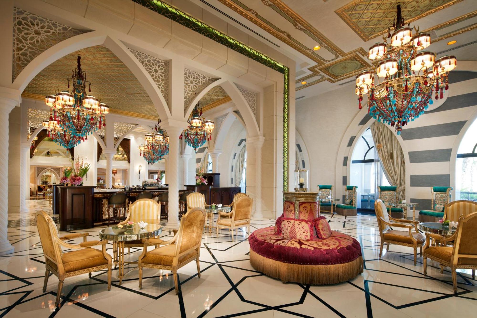 Jumeirah Zabeel Saray Dubai Exterior foto The Palace Downtown lobby