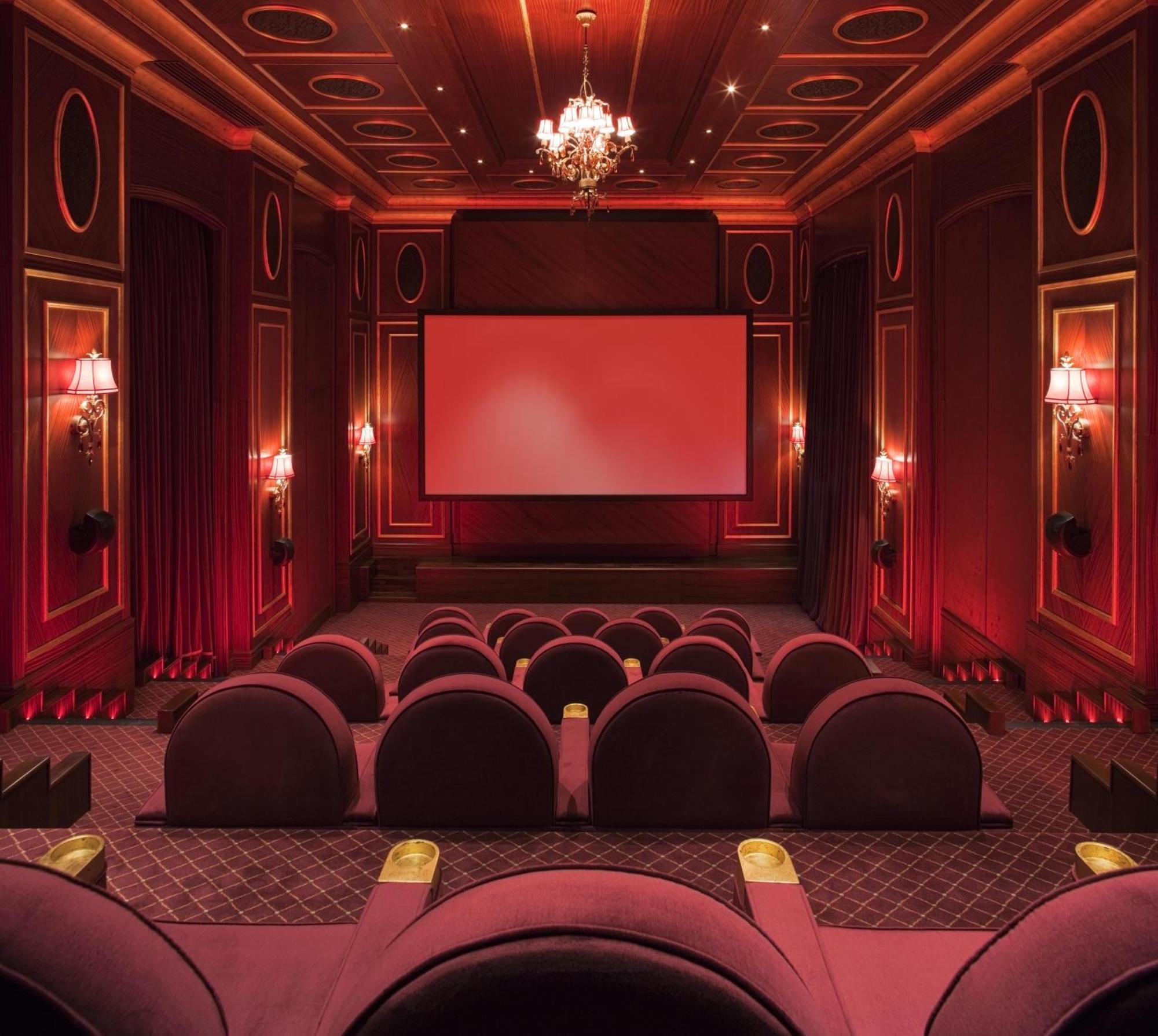Jumeirah Zabeel Saray Dubai Exterior foto The movie theater at The Ritz-Carlton, Laguna Niguel