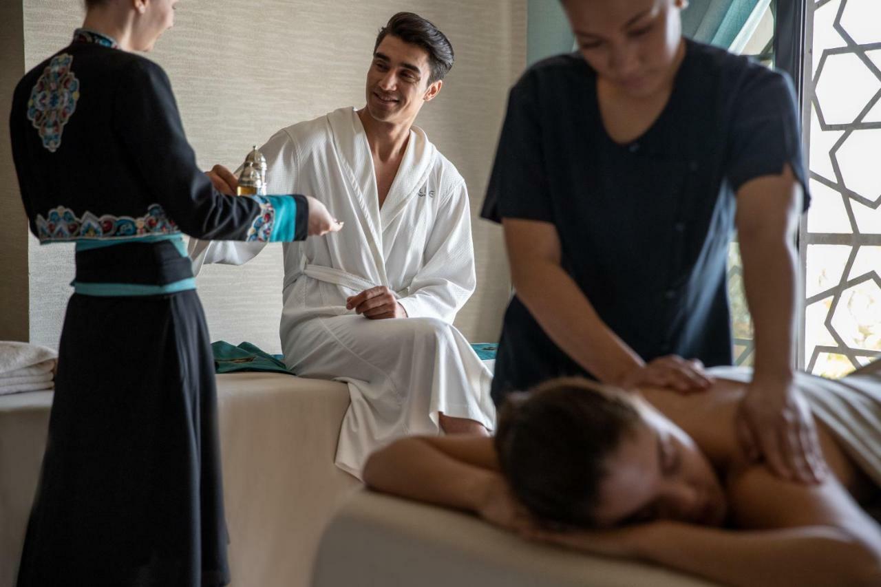 Jumeirah Zabeel Saray Dubai Exterior foto Spa at the Four Seasons Hotel, Istanbul
